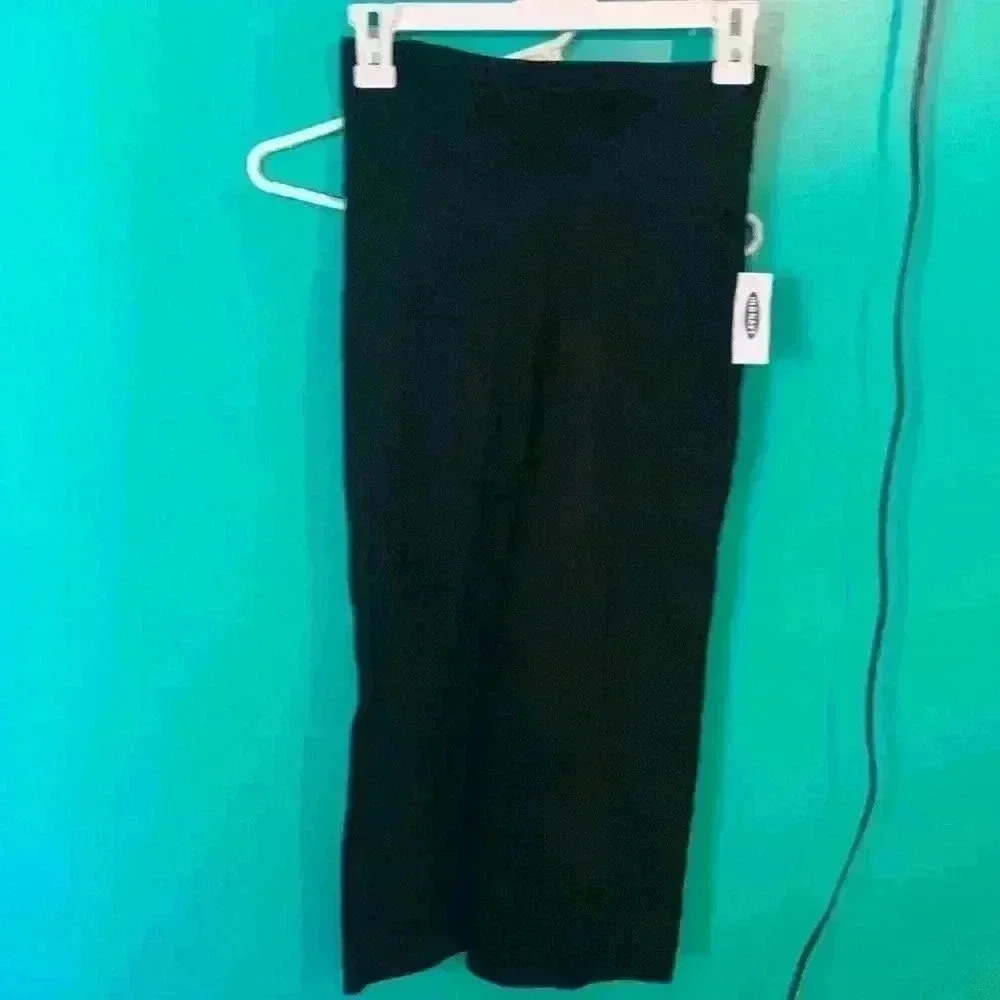 Old Navy Crapri Knit Pants